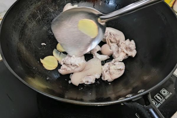猪脚姜醋的做法图解3