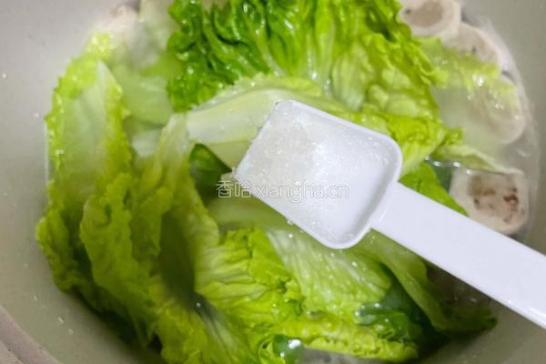 生菜肉丸汤的做法图解4