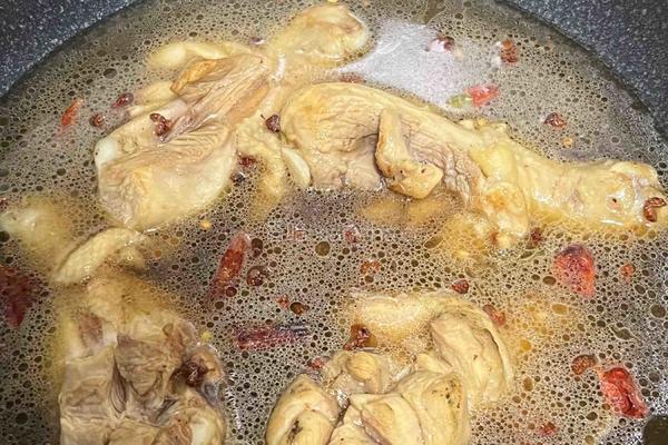 土豆胡萝卜闷鸡腿的做法图解4