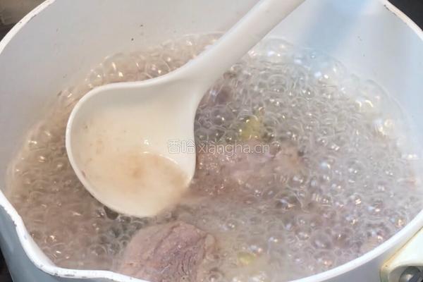 养生排骨冬瓜盅的做法图解4