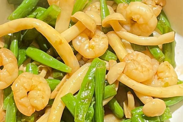 开始尝试地中海饮食的第2天丨虾仁海鲜菇四季豆一锅炒的做法图解8