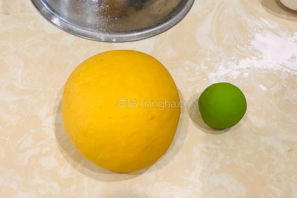 不加水的一发蓬松柔软南瓜馒头的做法图解3