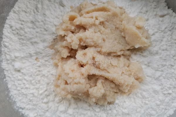 蒸千层豆渣饼的做法图解1
