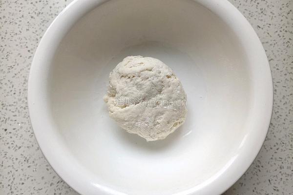 猪肉馅锅贴的做法图解3