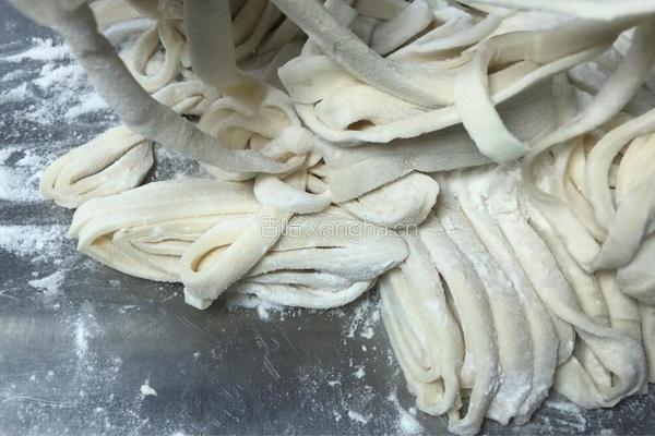 手擀面-神奇的面粉的做法图解9