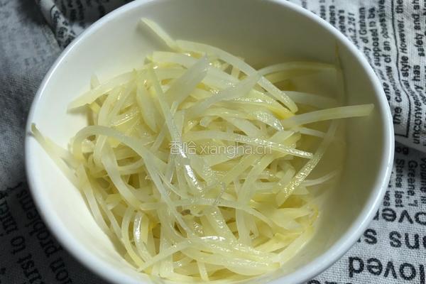 土豆肉丝拌面-神奇的面粉的做法图解6