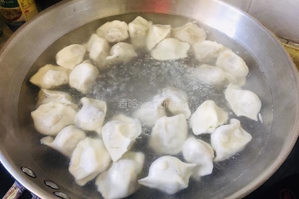 酸汤水饺的做法图解2
