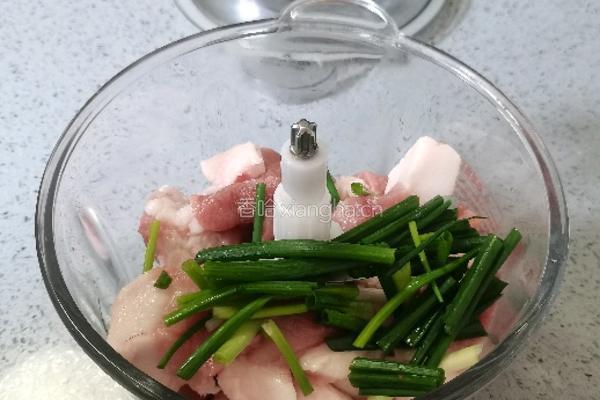 肉包子的做法图解4