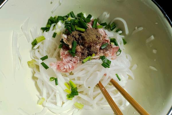萝卜丝肉饼－神奇的面粉的做法图解3