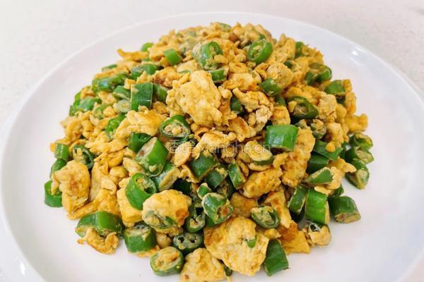下饭神器～辣椒炒鸡蛋的做法图解8