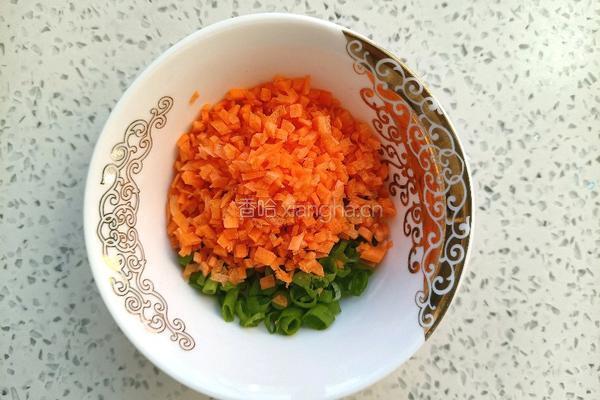 鸡蛋牛奶早餐饼的做法图解5