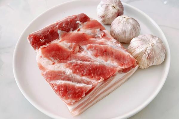 蒜泥白肉的做法图解1