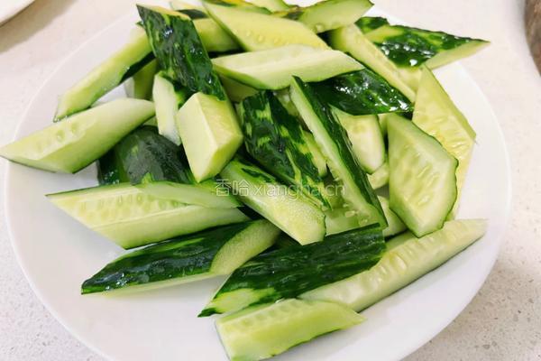 低脂低卡～黄瓜木耳炒鸡蛋的做法图解3