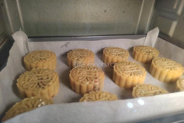 自制坚果蛋月烧月饼的做法图解23