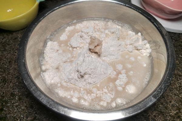自制香菇鸡腿包子的做法图解5