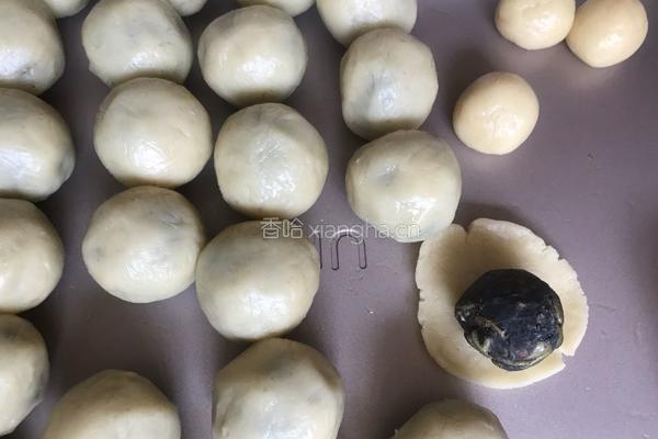 广式月饼-神奇的面粉的做法图解6