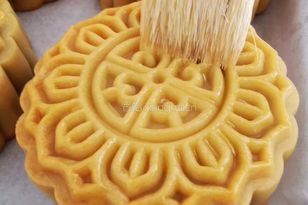 手工蛋黄月饼(100克)的做法图解31