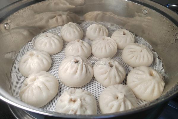 自制香菇鲜肉小笼包的做法图解28