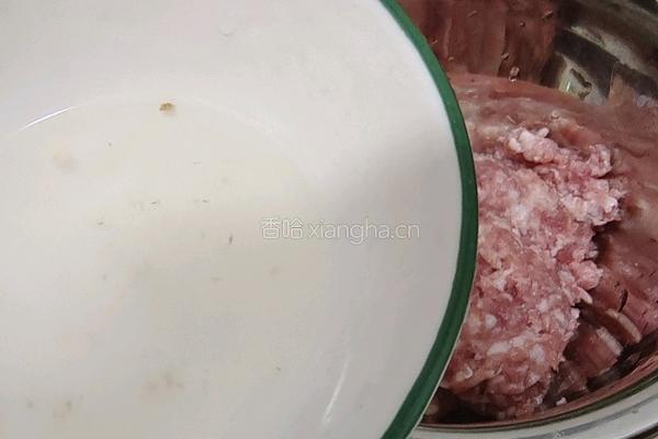 猪肉韭菜饺子的做法图解12