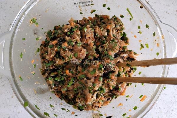 韭菜鲜肉馄饨的做法图解4