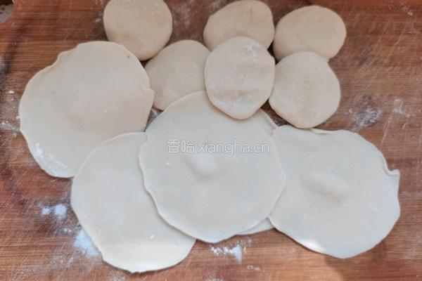 韭菜水饺的做法图解9