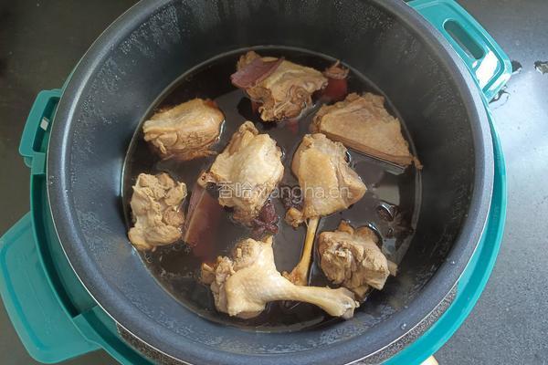 不加一滴水的酱焖鸭腿的做法图解12
