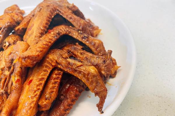卤鸭翅和鸡爪的做法图解9