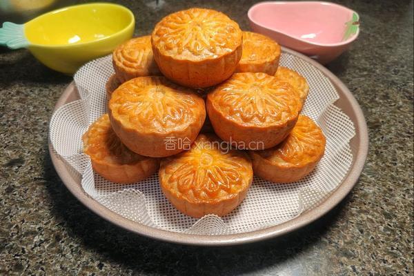 自制蛋黄莲蓉蛋月烧月饼的做法图解30