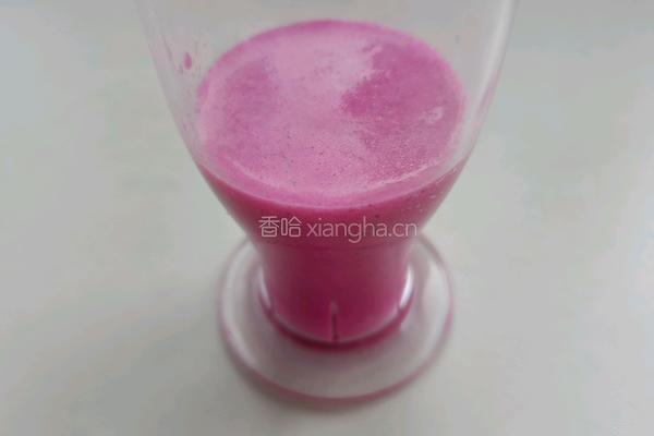 儿童早餐 火龙果牛奶谷物圈 的做法图解3