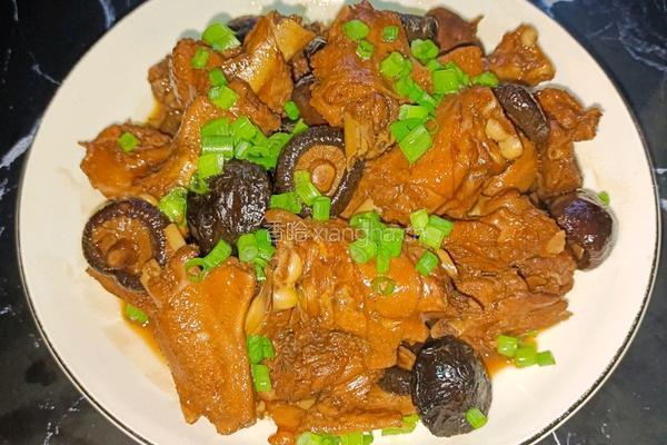 香菇焖鸭肉的做法图解13