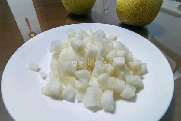 雪梨银耳羹的做法图解7