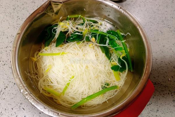 番茄龙须面的做法图解4