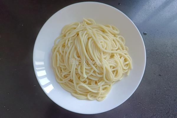 番茄牛肉烩意面的做法图解10