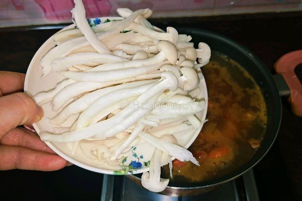 海鲜冬阴功汤的做法图解9