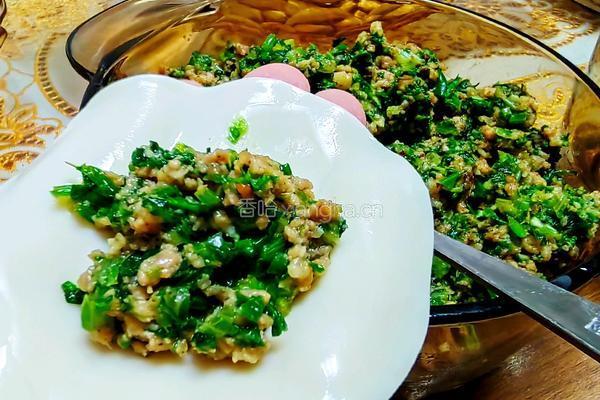 芹菜猪肉馅的做法图解8