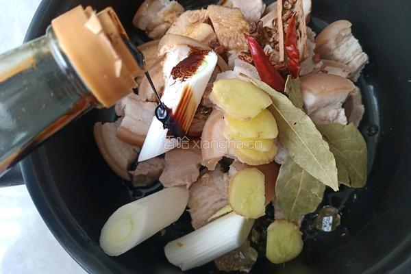 香菇红烧肉的做法图解7