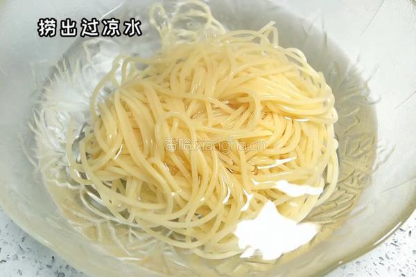 黑椒牛排意面的做法图解4
