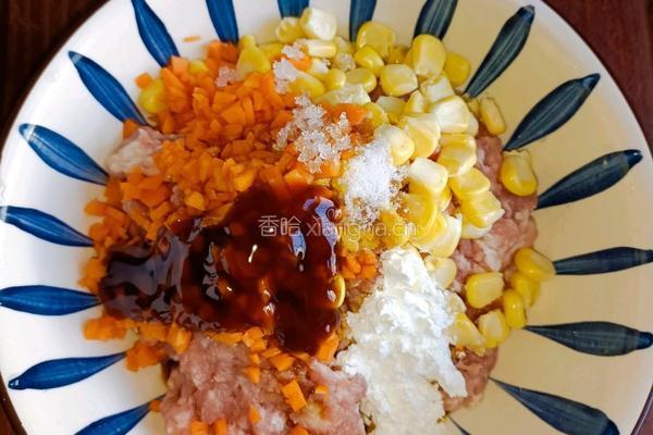 胡萝卜玉米蒸肉饼的做法图解4