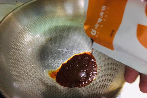 呷哺泰式冬阴功汤底冒菜的做法图解2