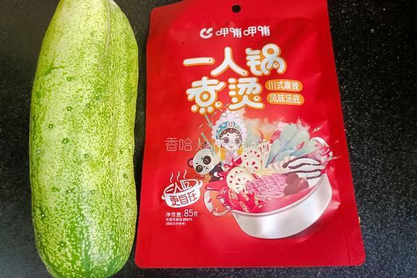 麻辣黄瓜的做法图解1
