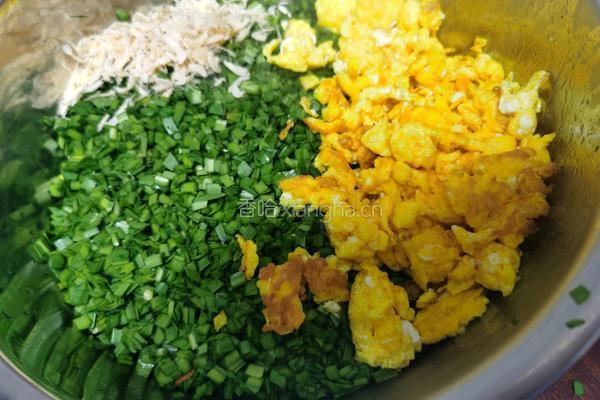 韭菜鸡蛋馅饼的做法图解4