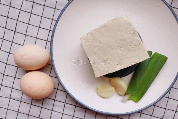 鸡蛋豆腐的做法图解1