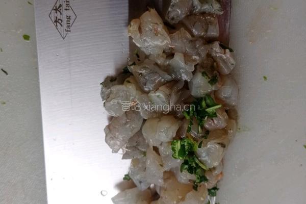 农场鸡蛋荠菜虾仁饼的做法图解3