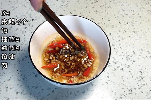 蒜蓉金针菇的做法图解1