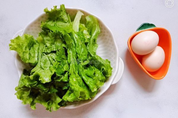 生菜炒鸡蛋的做法图解2