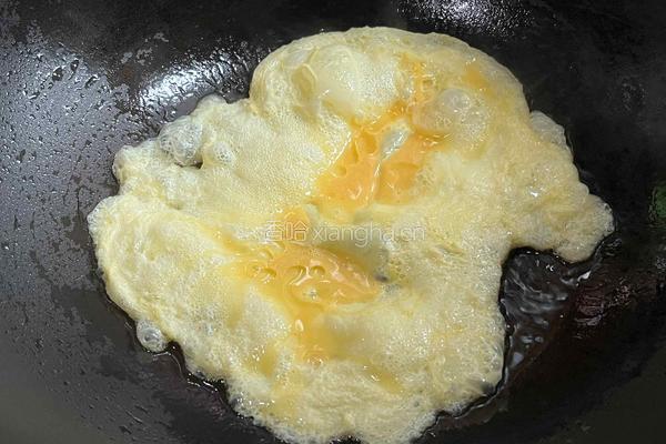 鸡蛋炒丝瓜 的做法图解3