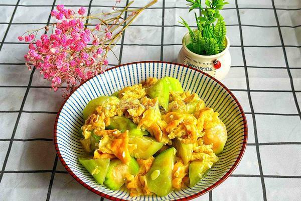 鸡蛋炒丝瓜 的做法图解7