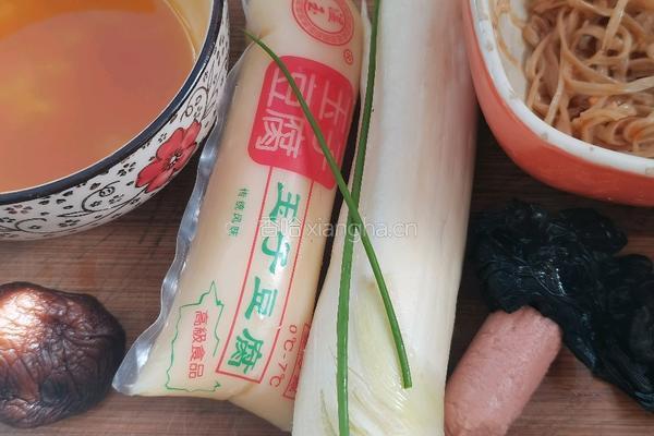 醋椒玉子豆腐鸡蛋汤的做法图解3