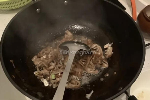 乡间小肥肠的做法图解2