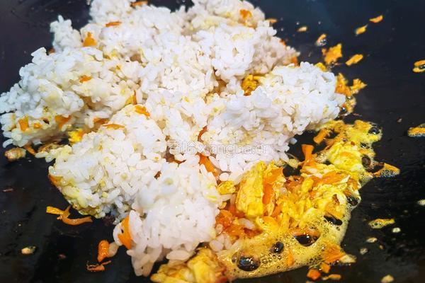 黄金蛋炒饭的做法图解8